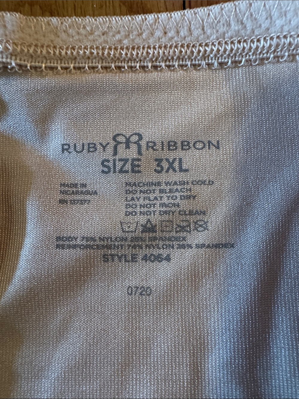 🐷 Ruby Ribbon Shaping Brief 4064 - Picture 6 of 8